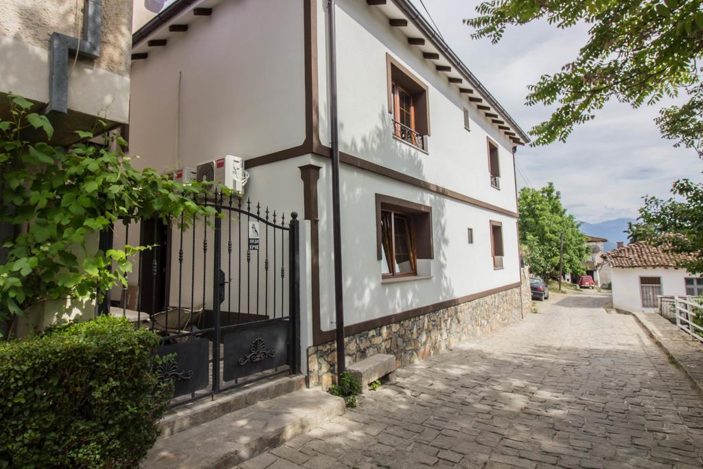 St Dimitrij *